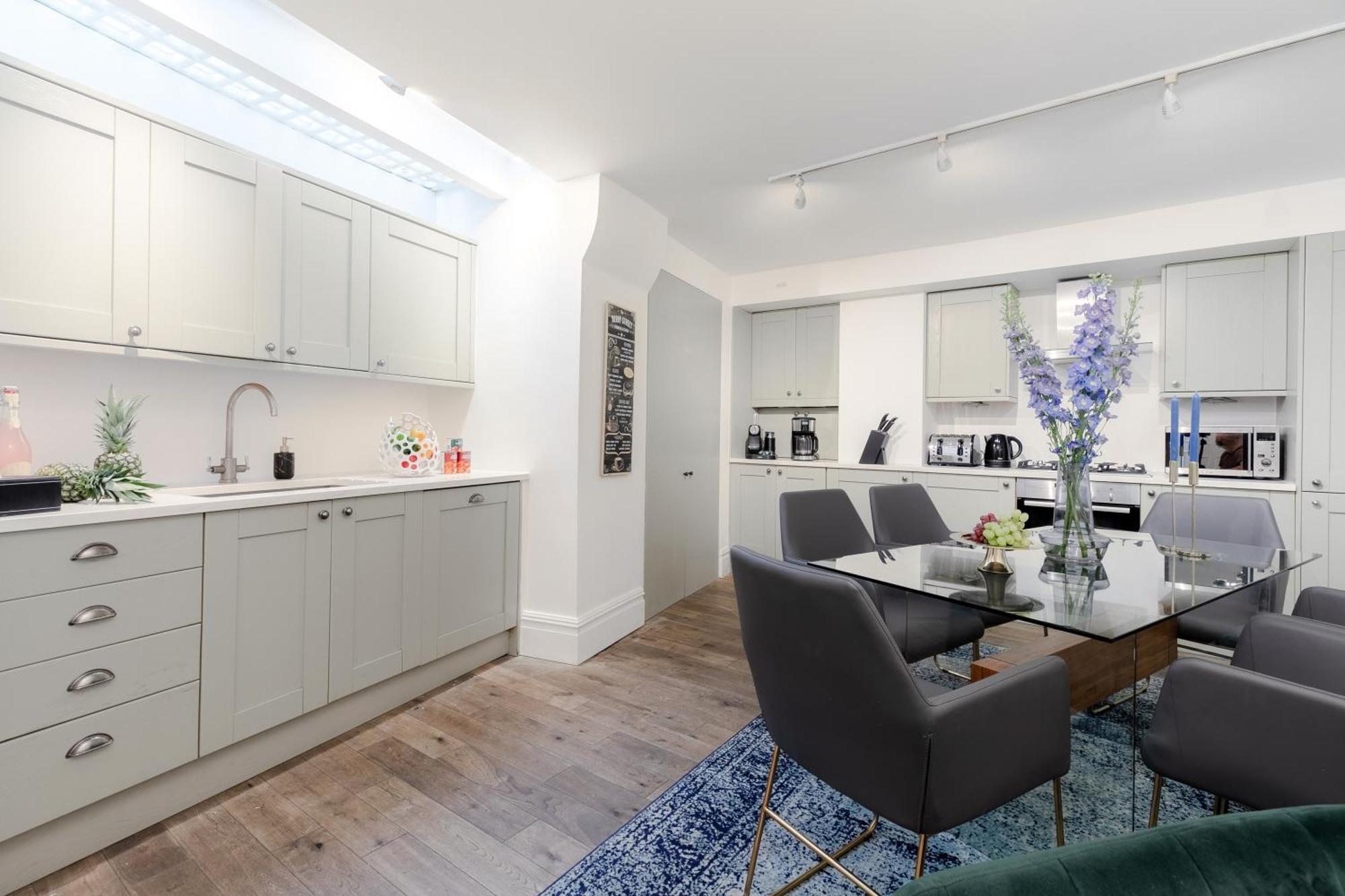 Rare Find Off Oxford St! Soho 5Bed Design House For Xxl Groups Apartman London Kültér fotó